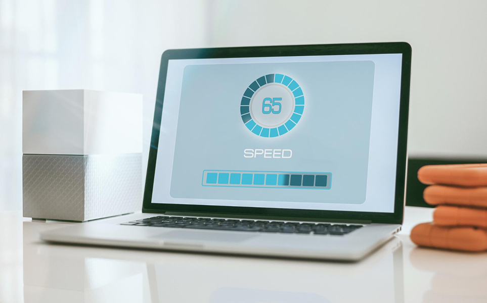 PageSpeed score optimization, Website performance specialist optimizing PageSpeed score at White Gold Digital Marketing in Bergamo, Italy